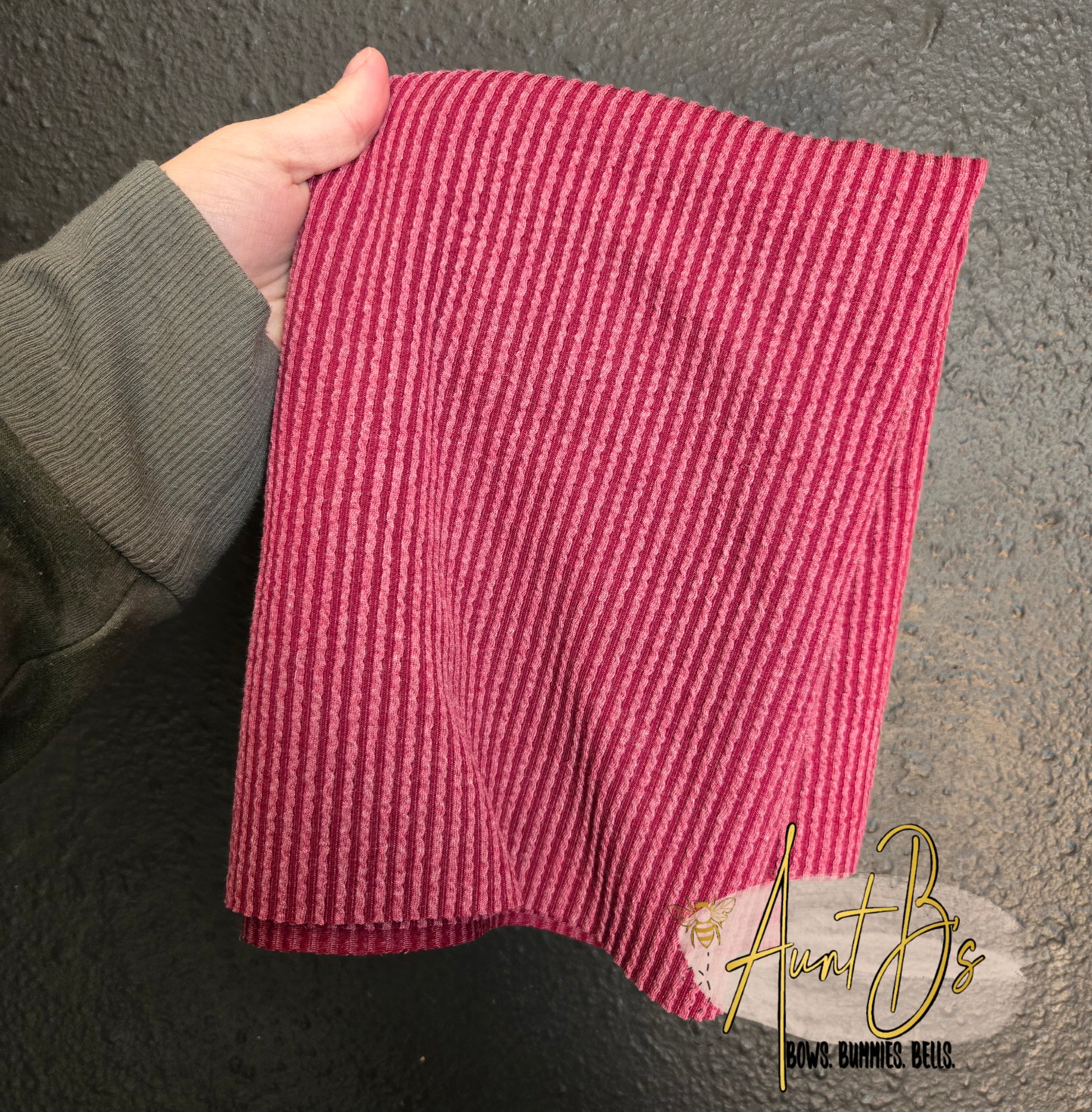 Burgandy waved Ribknit