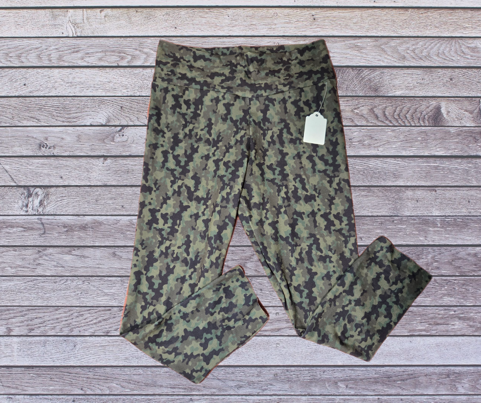 Camo leggings 2t